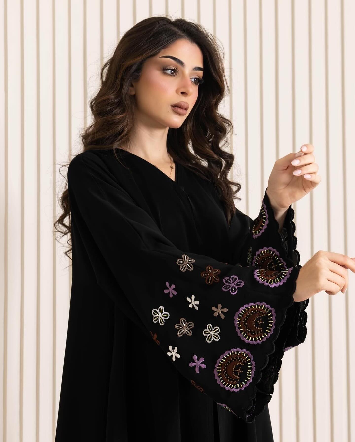 EMBELLISHED embroidery design STYLE ABAYA. (With Matching hijab)